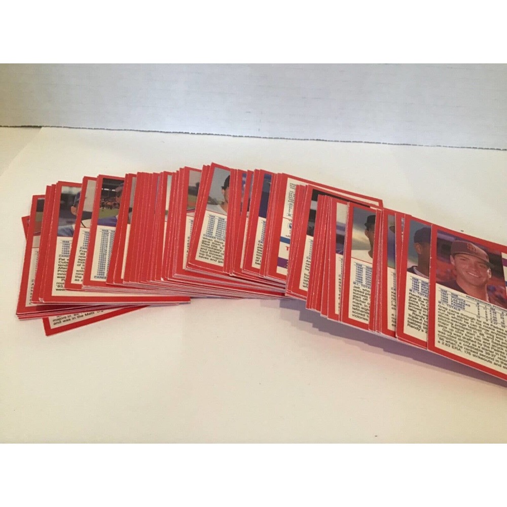 Baseball cards - Picture 6 of 6